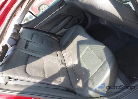 2017 Hyundai Elantra Limited z USA, uszkodzony, nr VIN KMHD84LF1HU339691